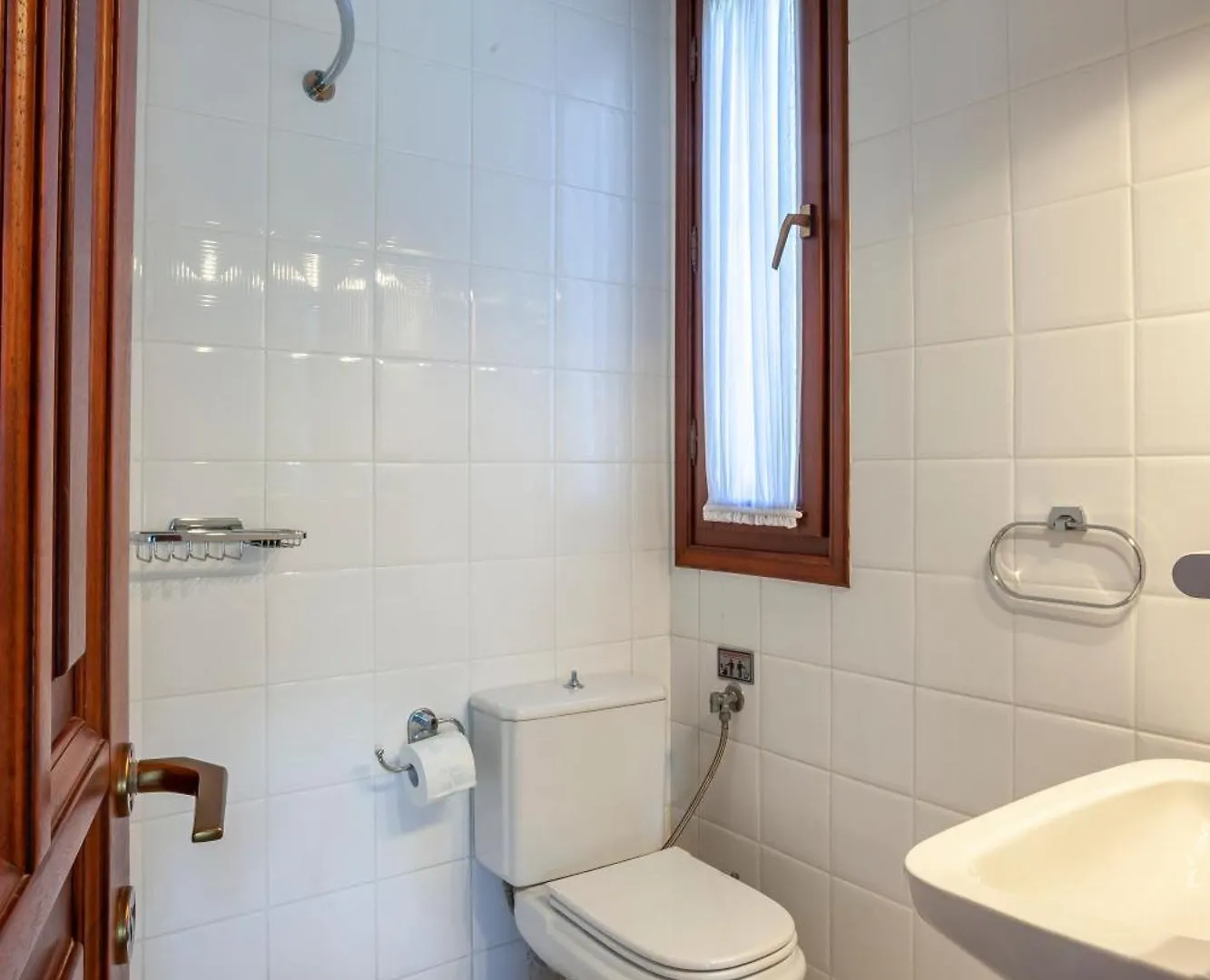 Sani Villa Citrine With Shared Pool